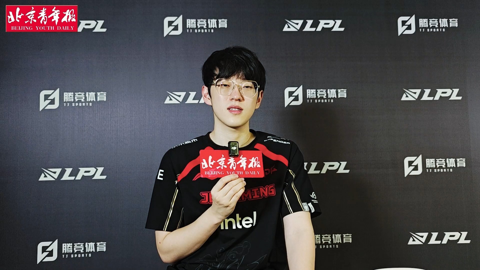 Scout回归赛场，突破纪录首场状态亮眼，篮网观众沸腾！