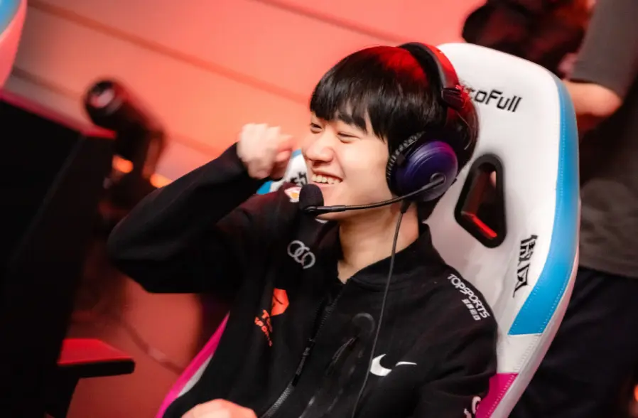 AYX体育赛事直播 JackeyLove赛事官方发布势不可挡新规，TES争议不断！