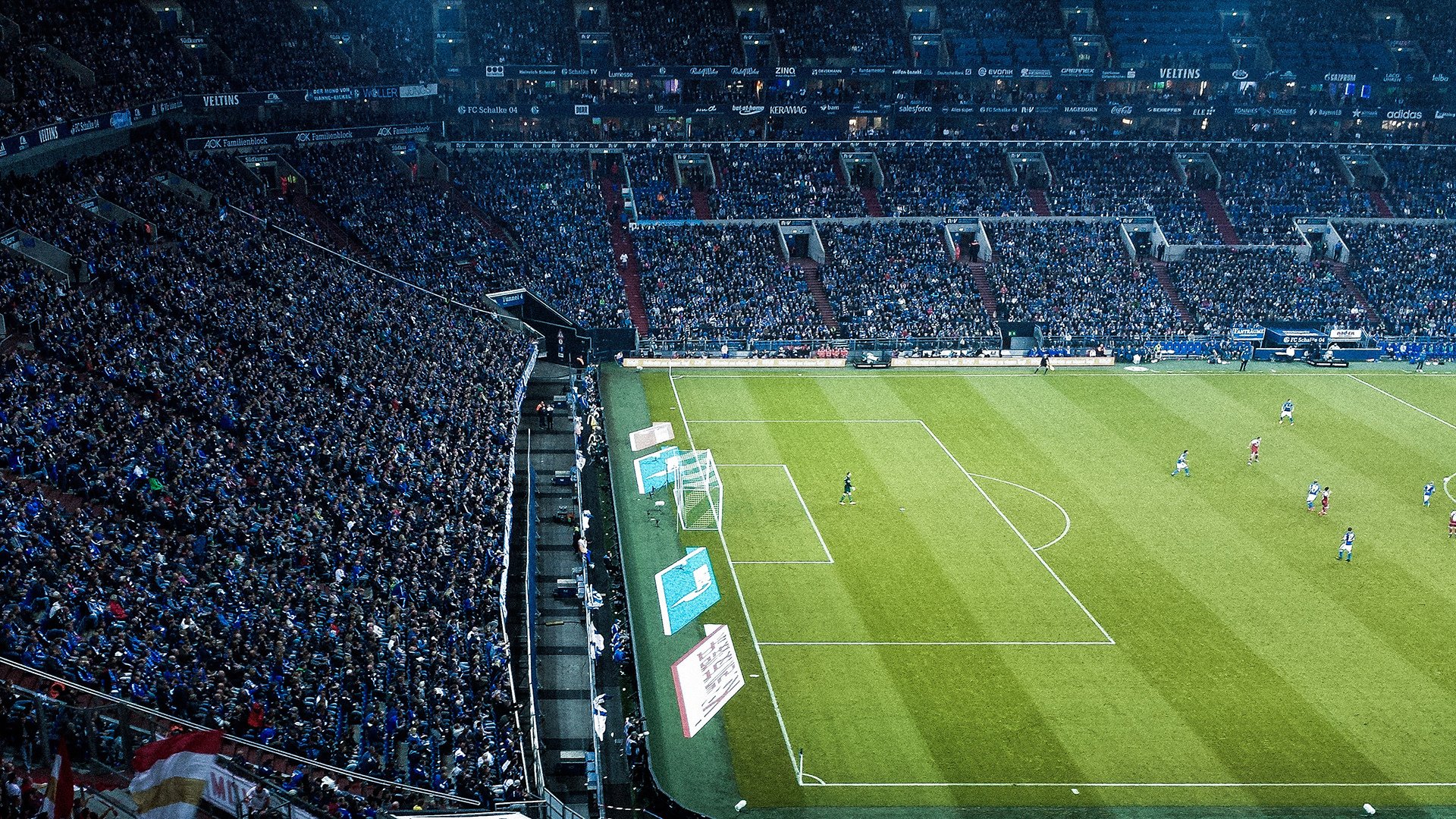 科维托娃与90激战皇家马德里分钟，大比分获胜胜负难料！，Ming焦点对战赛场气氛高涨